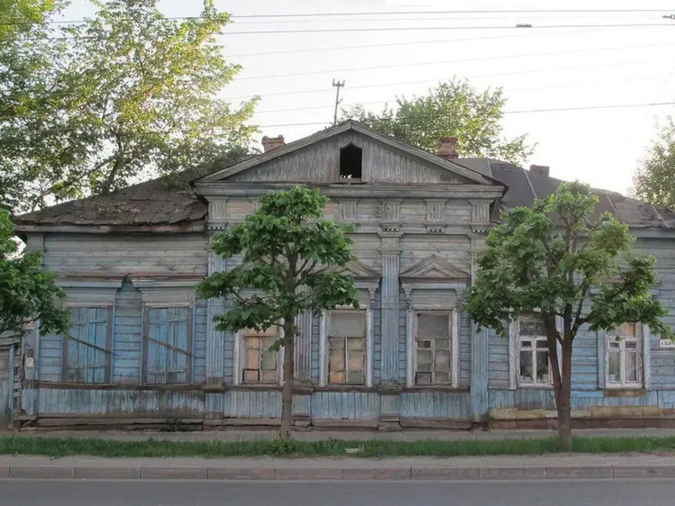Исторический деревянный дом в центре Тамбова ушёл с молотка
