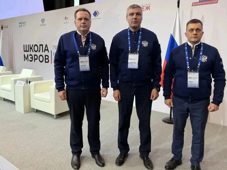 Три главы округов Вологодской области приступили к обучению в «Школе мэров»
